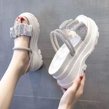 여자여름샌들 슬리퍼 통굽 미끄럼 방지 크리스털 샌들 두 가지 코디
