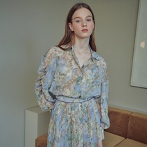 FLOWER PUFF SHIRRING BLOUSE_BLUE