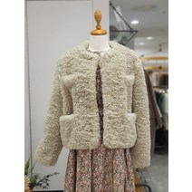 써스데이아일랜드 숏 기장 퍼 재킷 T218MLT235(1305667)