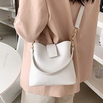 여자 미팅 소개팅룩 캐주얼 크로스 가방 예쁜 토트백