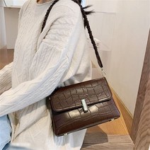 무드무드 파이톤 꼬임 숄더백