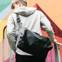 아옴 남여공용 트렌디 무지 데일리 스퀘어 크로스백