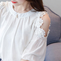 여름 퀄리티 좋은 린넨 데일리 블라우스 고급스러운 자수 포인트 오버핏 수술 매듭 A라인 티셔츠 흰색 바지 코디 코튼 에스닉 하객룩