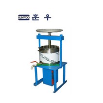 훈우 칡 압축기 국내제작 업소용 칡즙짜는기계 대량