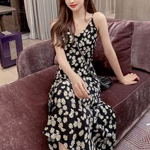 브이넥 잔잔한 꽃무늬 끈나시 원피스 여름 바캉스룩