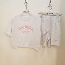 이랜드 [소이]프리빗 레터링 크롭 셋업_이랜드리테일 해운대점