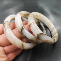 천연 흰색 손으로 조각 한 넓은 스트립 옥 팔찌 패션 부티크 보석 남성과 여성의 얼음 실크 고비 옥 팔찌, 56-58
