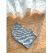 단추 바라클라바, 차콜