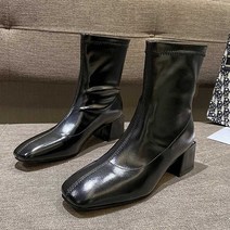 나미나라 부추 워커힐 캐주얼발편한 데일리코디 봄 연말모임코디 9W7BB6F6