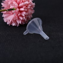 미니 투명 깔떼기, 2개
