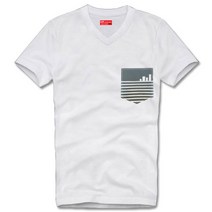 더재클린 빅사이즈반팔프린트티셔츠 브이넥티 반팔-발포포켓(V넥)*