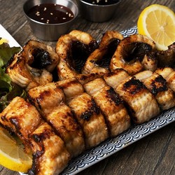 [언폴드]자포니카 민물장어 손질 1kg(손질 후 700g내외 2-4미), 3개, 1kg
