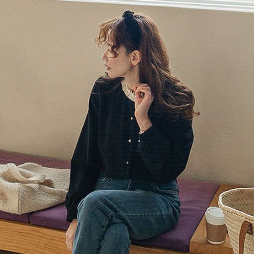 리린 LABEL 첼시클래식 넥레스 진주버튼 블라우스 2616839