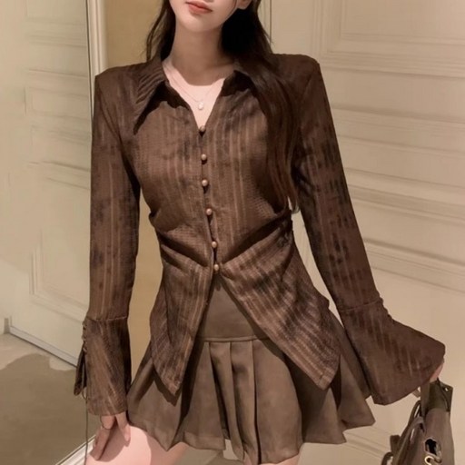 아이엠몽 여성 스트라이프 플레어 소매 슬림핏 셔츠