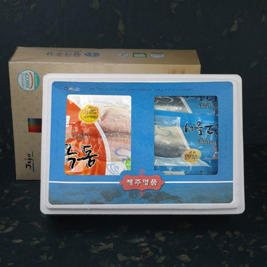 f94a184356e10c7eb74bebe0105d5949ecf06de3c6826682c74e3a89931f.jpg