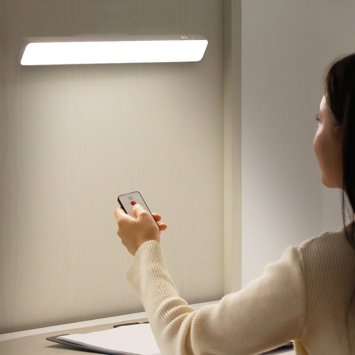 모드에버 초집중 무선 각도조절 LED 무드등  리모컨