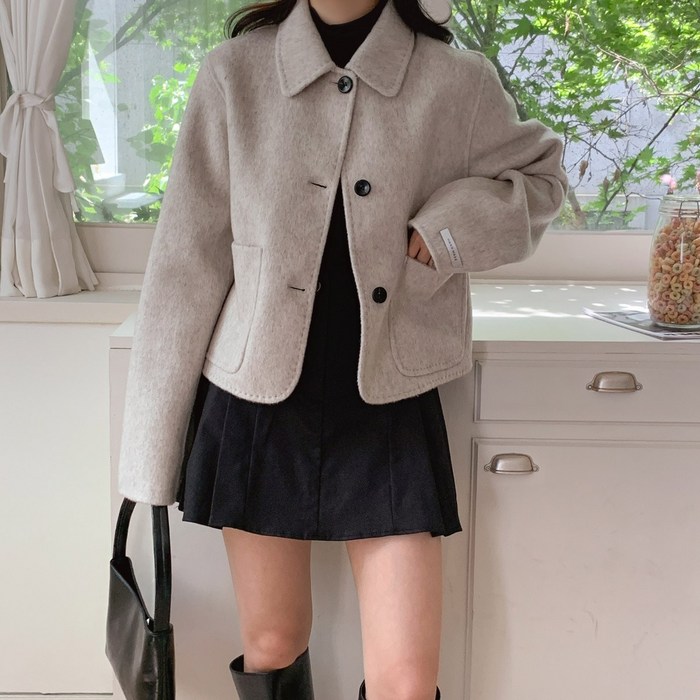 VOLL company 볼컴퍼니 데일리 싱글카라 스티치 고퀄리티 핸드메이드 울 숏 코트 여성용 VOLL company 볼컴퍼니 데일리 싱글카라 스티치 고퀄리티 핸드메이드 울 숏 코트 여성용