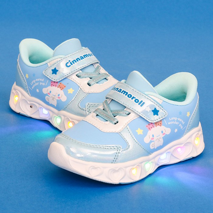 시나모롤 발광운동화비브 LED