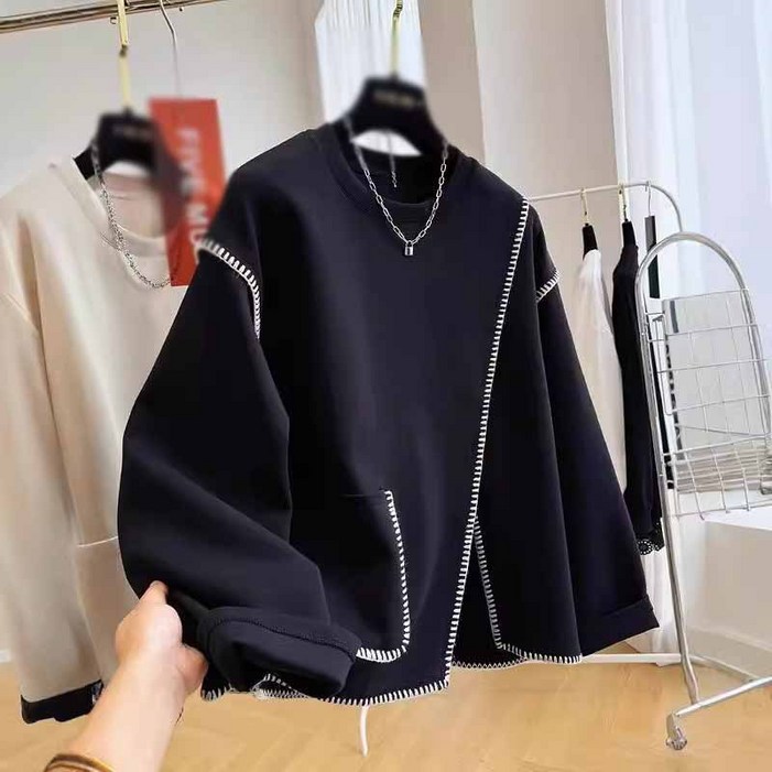 AOKADA 여성 봄 가을 오버핏 라운드 언발 앞트임 배색 라인 자수 맨투맨 티셔츠 상의