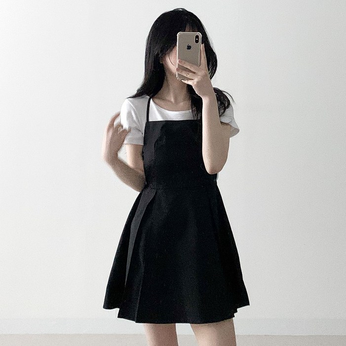 [레이어드/끈조절] 데이지클로젯 퓨레아 백스트랩 밴딩 뷔스티에 끈나시 미니원피스 / 봄 여름 가을 간절기 민소매 허리 고무줄 유니크 시크 모던룩 무채색 y2k 하이틴 스트릿패션