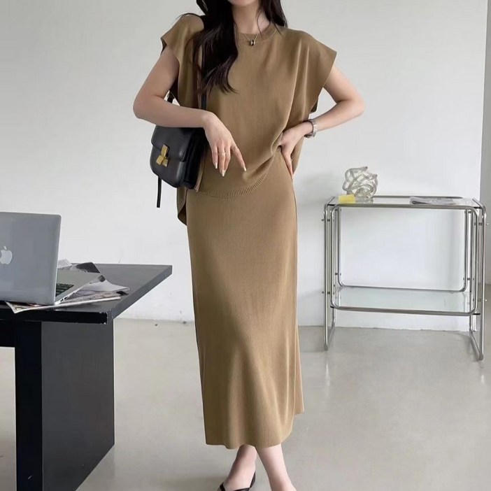 하모리 시원한 여름 쿨소재 날씬해 보이는 루즈핏 라운드넥 캡소매 허리밴딩 롱스커트 니트 상하세트