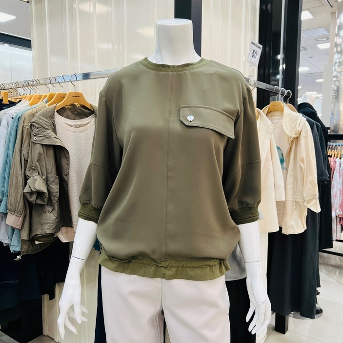 요하넥스 플랩포인트 밑단스트링  블라우스(카키)