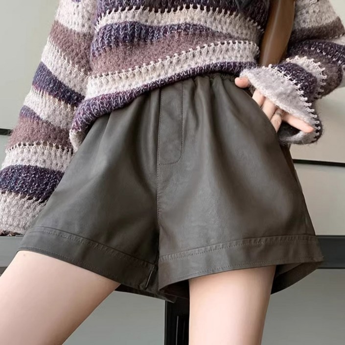 어썸풀 여성용 발릭 밴딩 레더 숏 팬츠 A25FP072206