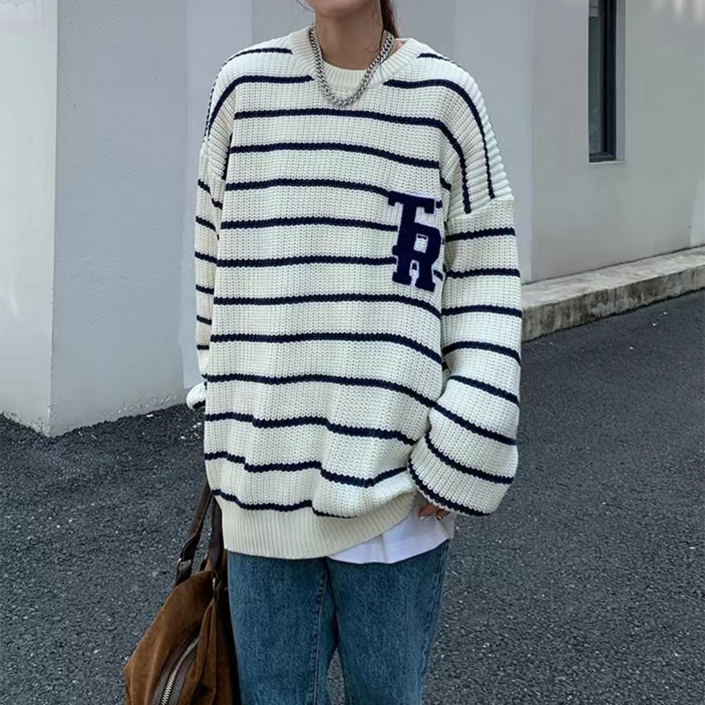 피어니스트 여성용 루즈핏 힙스타일 스트라이프 니트 피어니스트 여성용 루즈핏 힙스타일 스트라이프 니트