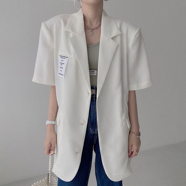 D블리 라벨 패치 절개 트임 싱글 여성용 루즈핏 반팔자켓