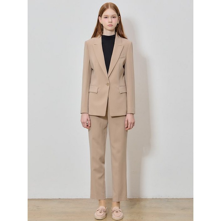 쉬즈미스 2SET 피크드 싱글 재킷베이직 크롭 슬랙스 2종세트 택가격 506000원