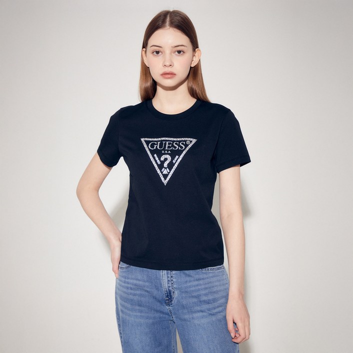 게스 여성용 샤이니 왕삼각 반팔티셔츠 YP2K9434BLKS