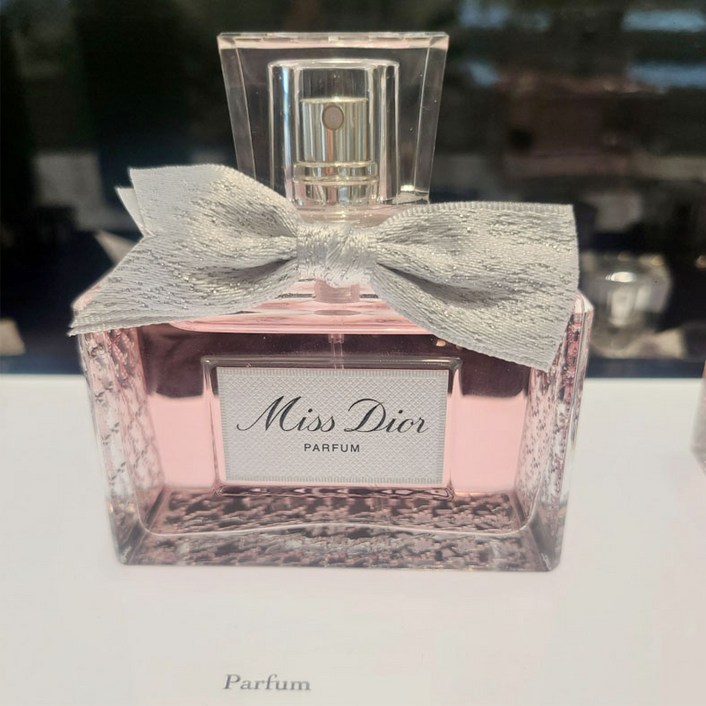 NEW미스 디올 퍼퓸35ML-화사하고 감각적인 프푸티 플로럴& 우디노트