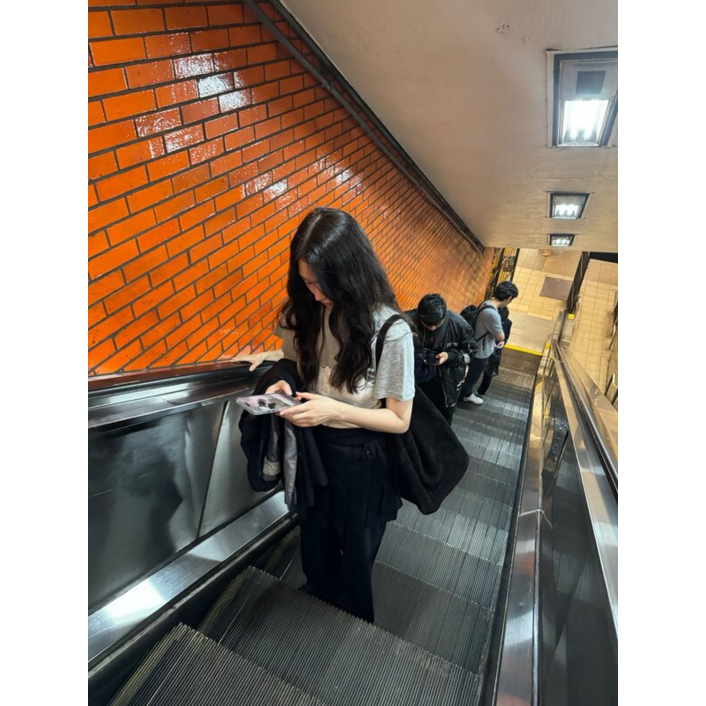 제제우노시티어덜트 모던티 24가을