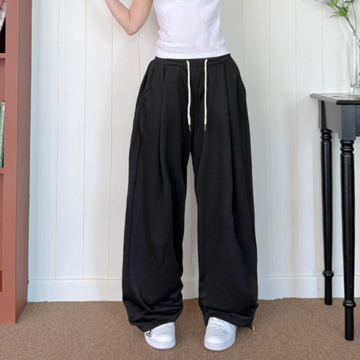 나타났다 사계절 인생템  3size 쓰리턱 와이드 트레이닝바지 사이드턱 핀턱 스트링 팬츠