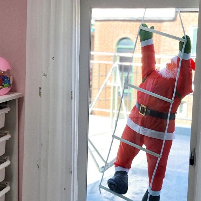 [국내 출고 배송] 크리스마스 트리 장식 인테리어 데코 꾸미기 소품 사다리 로프 산타 인형