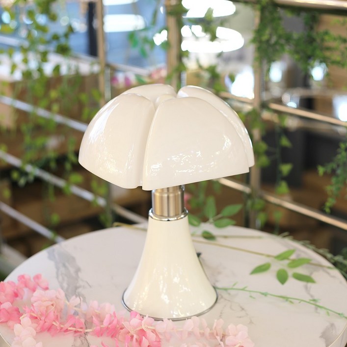 포유 큐티 무드 LED 아크릴 화이트 단스탠드 디밍 전구색 테이블 침대 카페 무드등 스탠드