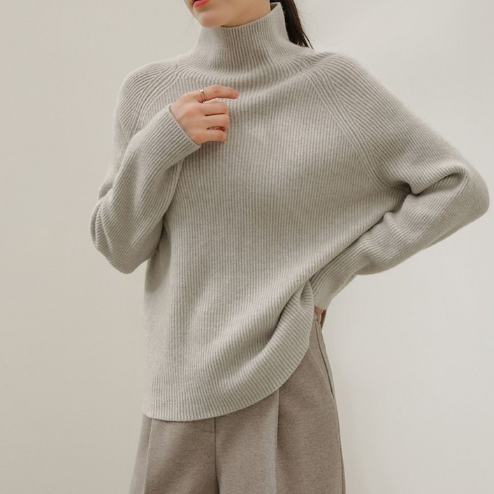 뉴엔반폴라니트