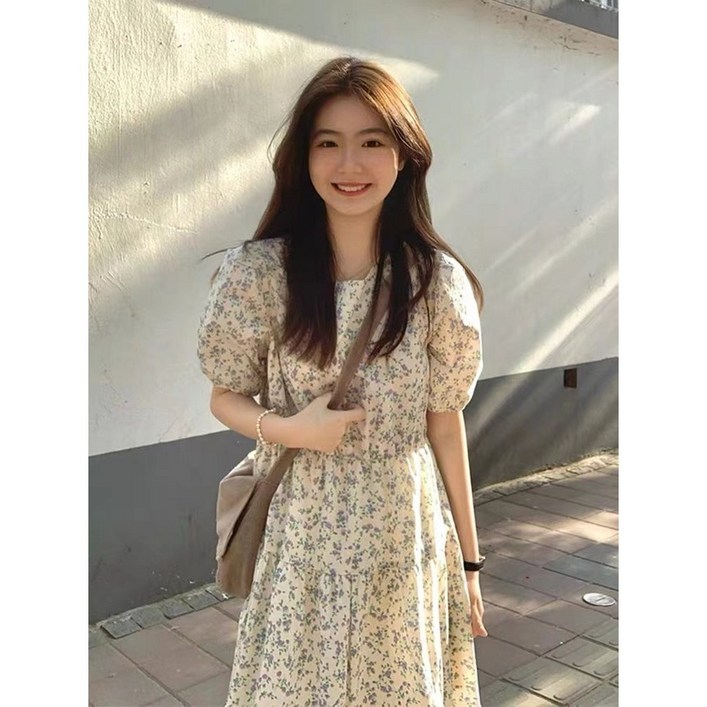 바캉스 분위기 플라워 원피스