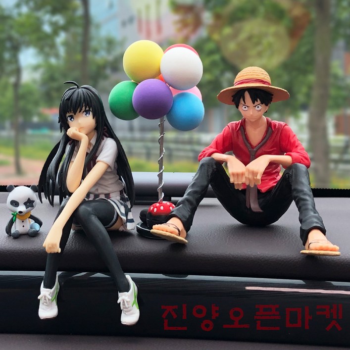진양오픈마켓 차량용 피규어 장식품 루피와 소녀