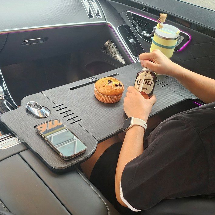 차량용 테이블 접이식 폴딩 차량 자동차 식탁 노트북 거치대 받침대 트레이