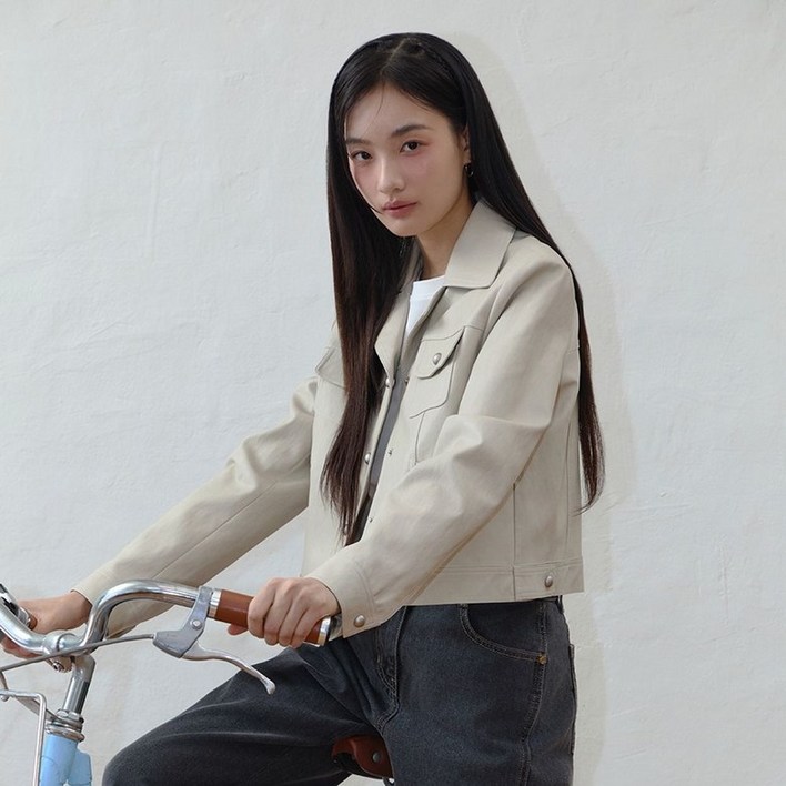 국내매장품 잇미샤 25 SS 오픈카라 페이크레더 자켓 ITP2ZLJ760