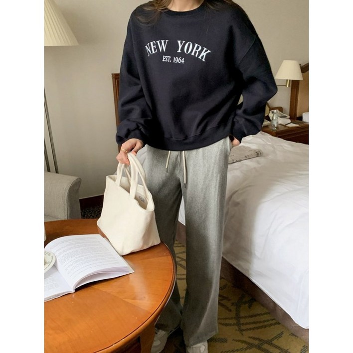 러브앤헤이트 라운드 레터링 뉴욕 기모 맨투맨 티셔츠 3color