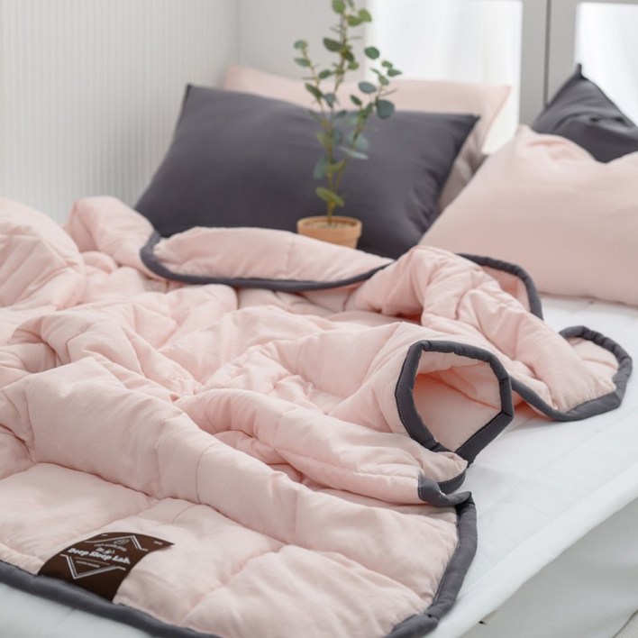 봄 가을 가벼운 이불 얇은 4온스 간절기 마이크로화이바 알러지케어 진드기방지 사각누빔 차렵이불