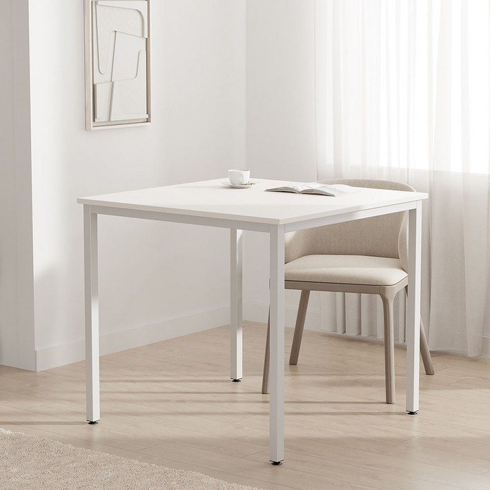 가구느낌 준테이블, 화이트화이트