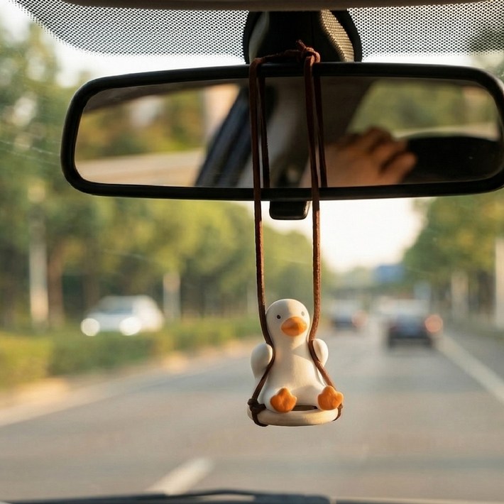 비니오 감성 자동차 꾸미기 소품 차량용 오리 인형 백미러 걸이