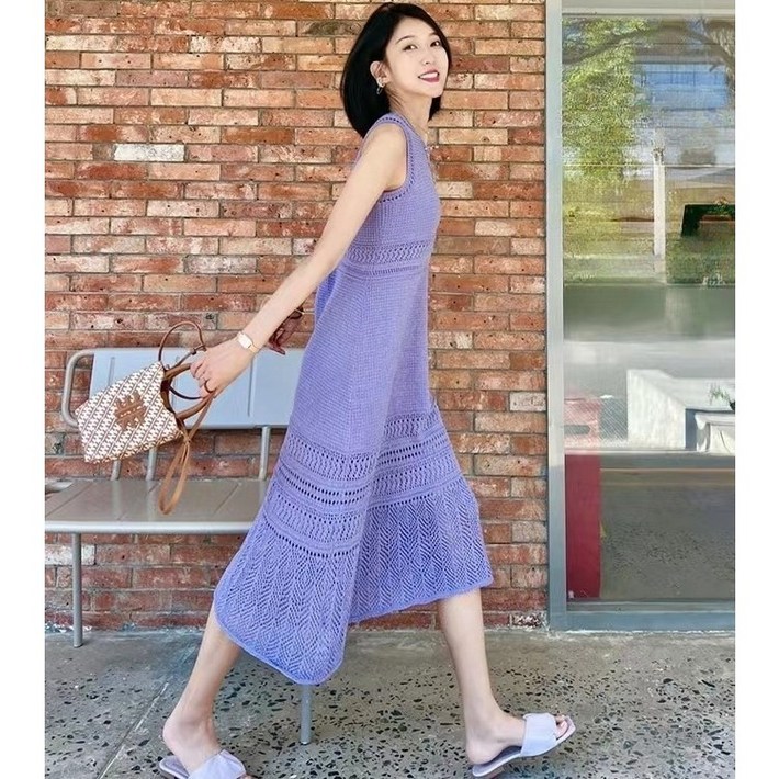 크레스티 슬림핏 민소매 펀칭 롱치마 일상 라운드넥 A라인 니트 원피스