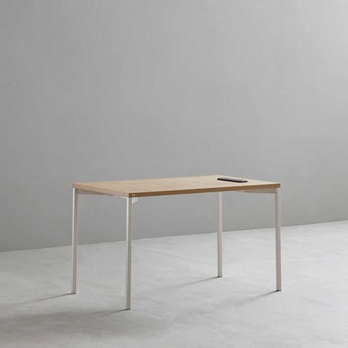 데스커 DSAD610P 1인 노트북 책상 빌트인 콘센트 1000X600