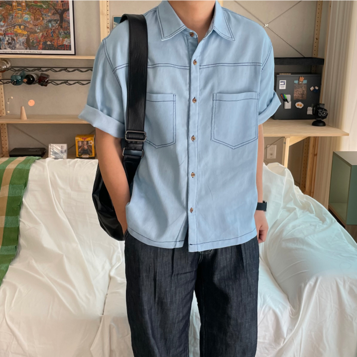 르위 남성용 오버핏 스티치 데님 반팔 남방 셔츠 르위 남성용 오버핏 스티치 데님 반팔 남방 셔츠