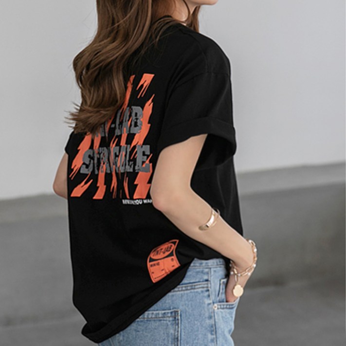 나크21  55100 라운드넥 루즈핏 프린팅 티셔츠 NK12T15