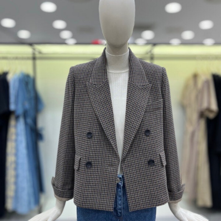 씨씨콜렉트 여성 자켓 데일리 심플 출근룩 체크 크롭 모직 재킷 E234MSF131CADH2253300